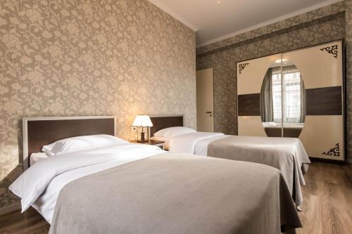 Fabulous Location Apartment