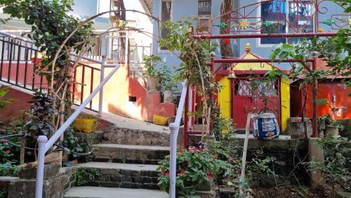 정원, Elephant Top Holiday Nepal, Homestay, Tansen in 탄센 정원, Elephant Top Holiday Nepal, Homestay, Tansen in 탄센
