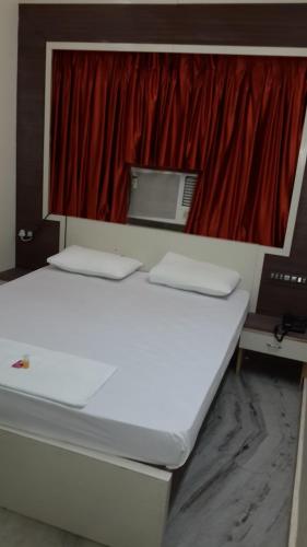 This photo about Hotel Rupasi Bangla shared on HyHotel.com
