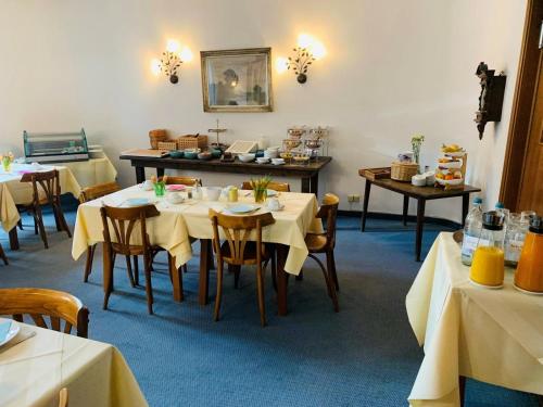 Food and beverages, Hotel Wendelstein in Rosenheim Food and beverages, Hotel Wendelstein in Rosenheim