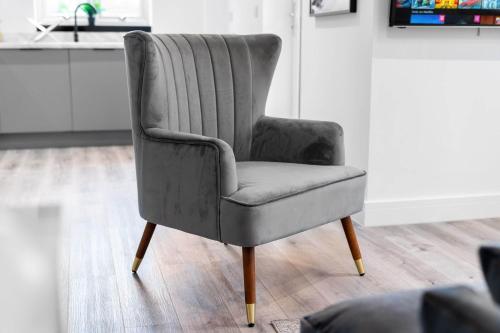 Facilities, Luxury 2 Bedroom Apartment - Parking & Balcony - Underfloor Heating - 6MC in Oldbury Facilities, Luxury 2 Bedroom Apartment - Parking & Balcony - Underfloor Heating - 6MC in Oldbury