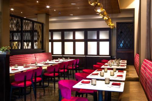 แฟร์ฟิลด์ อินน์ แอนด์ สวีท ฟิลาเดลเฟีย ดาวน์ทาวน์/เซ็นเตอร์ ซิตี้ (Fairfield Inn & Suites Philadelphia Downtown/Center City) near ศาลากลางจังหวัด แฟร์ฟิลด์ อินน์ แอนด์ สวีท ฟิลาเดลเฟีย ดาวน์ทาวน์/เซ็นเตอร์ ซิตี้ (Fairfield Inn & Suites Philadelphia Downtown/Center City) near ศาลากลางจังหวัด