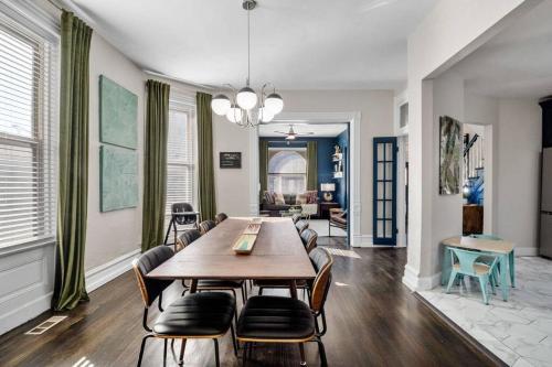 The Chase off Grand Historic Charm in Vibrant Shaw near Missouri Botanikus Kert The Chase off Grand Historic Charm in Vibrant Shaw near Missouri Botanikus Kert