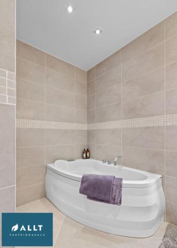 Ocean House in Njardvik Ocean House in Njardvik