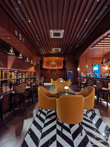 Bar/lounge, Peerless Hotel Kolkata in Kolkata Bar/lounge, Peerless Hotel Kolkata in Kolkata