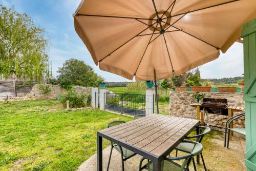 Maison de Campagne in Gignac Maison de Campagne in Gignac