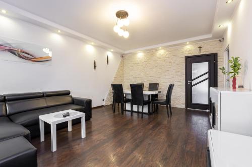 Instalações, Wrzeszcz Two-Level Apartment in Strzyza Instalações, Wrzeszcz Two-Level Apartment in Strzyza