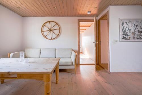 Lovely 4 Bedroom House in Vestmanna in Sorvagur Lovely 4 Bedroom House in Vestmanna in Sorvagur