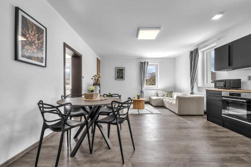 Hotel U Krále Jiřího (Hotel U Krale Jiriho) in Straz Pod Ralskem Hotel U Krále Jiřího (Hotel U Krale Jiriho) in Straz Pod Ralskem