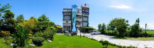 This photo about Suto Home shared on HyHotel.com