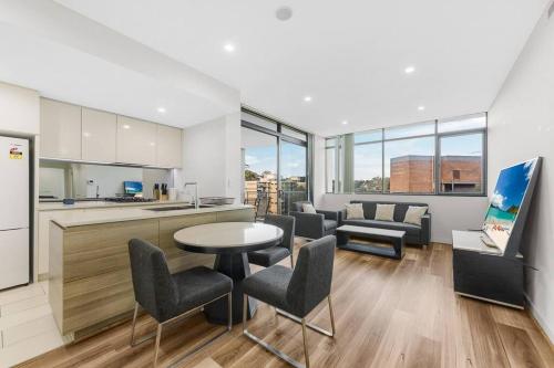 Two Bedroom Private Apartment In Lane Cove with Parking in Hunters Hill Two Bedroom Private Apartment In Lane Cove with Parking in Hunters Hill