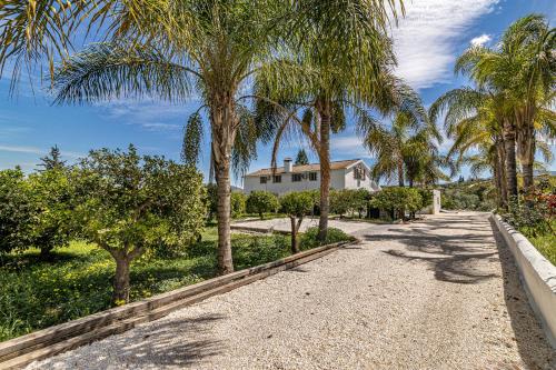 Ayma Villa Los Naranjos in ริมน้ำ/ชายหาด Ayma Villa Los Naranjos in ริมน้ำ/ชายหาด