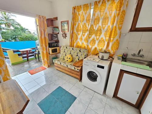 Apartment (100 m²), 1 Schlafzimmer und 1 eigene Badezimmer in La Gaulette (Tropical Apartment) in La Gaulette Apartment (100 m²), 1 Schlafzimmer und 1 eigene Badezimmer in La Gaulette (Tropical Apartment) in La Gaulette