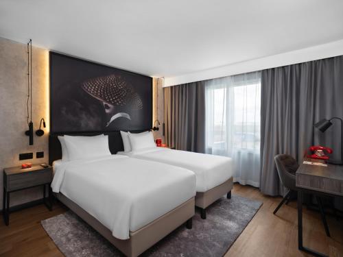 Radisson RED London Gatwick Airport in Gatwick Airport Radisson RED London Gatwick Airport in Gatwick Airport