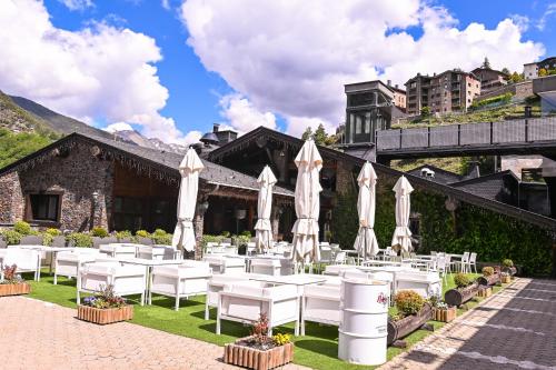 Restaurant, Hotel AnyosPark Mountain & Wellness Resort in La Massana Restaurant, Hotel AnyosPark Mountain & Wellness Resort in La Massana