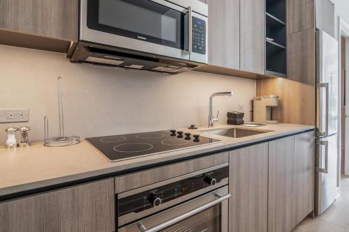 Landing at Logan Apartments - 2 Bedrooms in Logan Square in Logan Square Landing at Logan Apartments - 2 Bedrooms in Logan Square in Logan Square