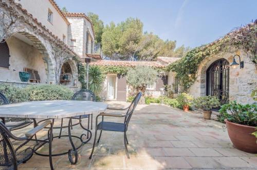 Cap d’Antibes Sea view villa in Saramartel Cap d’Antibes Sea view villa in Saramartel