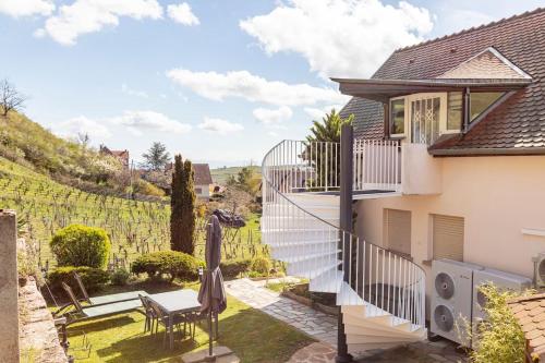 مدخل, Les Glycines du Sommerberg in نيدرمورشفير مدخل, Les Glycines du Sommerberg in نيدرمورشفير