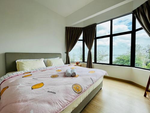Beach, Netflix-Seaview-SunsetView-PuteriBeach-Mutiara Beach Resort Melaka in Tanjung Kling Beach, Netflix-Seaview-SunsetView-PuteriBeach-Mutiara Beach Resort Melaka in Tanjung Kling
