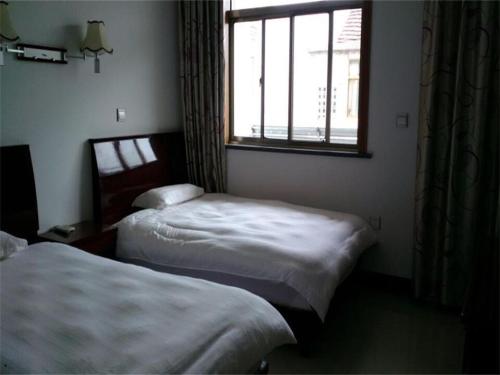 This photo about Jiuhua Mountain Kaicheng Court shared on HyHotel.com