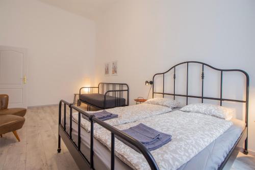 Dohány Apartment with 3BEDROOM 1,5BATH - 9PEOPLE