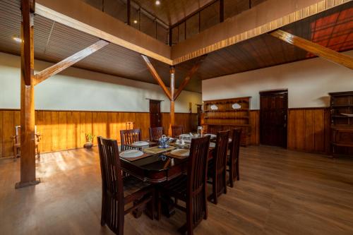 Patogumai, Harris Holiday Inn in Valparai Patogumai, Harris Holiday Inn in Valparai