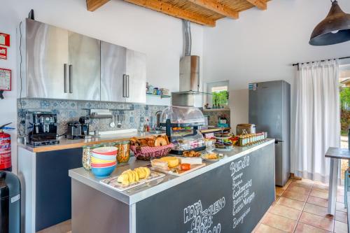 อาหารและเครื่องดื่ม, Quinta das Piteiras-Turismo Rural in เมเดย์โรส อาหารและเครื่องดื่ม, Quinta das Piteiras-Turismo Rural in เมเดย์โรส