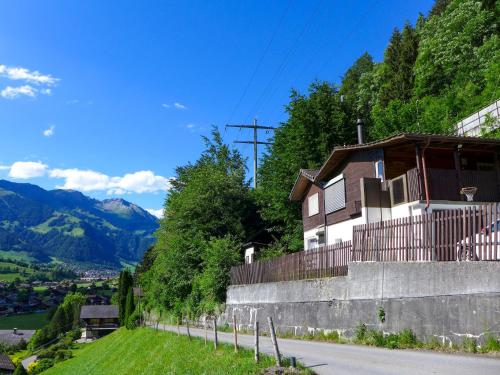 Holiday Home Chalet Guldeli by Interhome in Kandergrund Holiday Home Chalet Guldeli by Interhome in Kandergrund