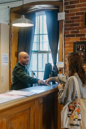 Saintlo Ottawa Jail Hostel in Ottawa (ON) Saintlo Ottawa Jail Hostel in Ottawa (ON)