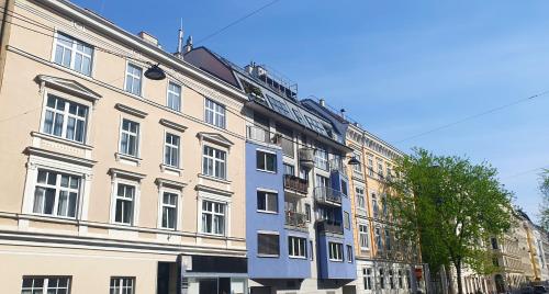 Quiet 2-room flat, walking distance to City Centre