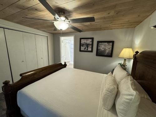 Creekside Retreat 55 home