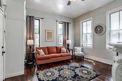 Mins from Downtown & Dining, Dauphin Darling 2 in Zona costeira/praia Mins from Downtown & Dining, Dauphin Darling 2 in Zona costeira/praia