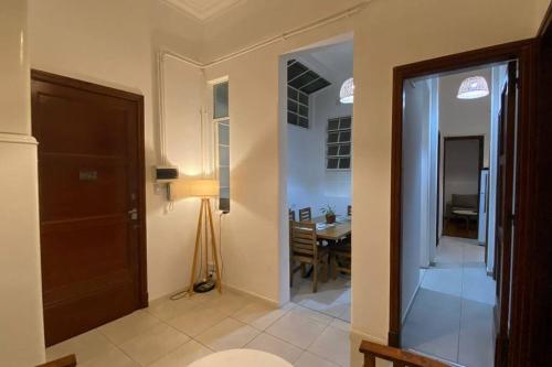 Amplio PH en Almagro ideal para 4 personas