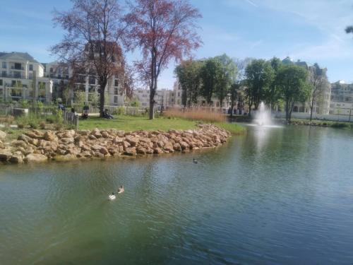 Water park, Appartement 3 pieces a seulement 5km de Paris - for 2 to 7 Guests ! in Fontenay-aux-Roses Water park, Appartement 3 pieces a seulement 5km de Paris - for 2 to 7 Guests ! in Fontenay-aux-Roses