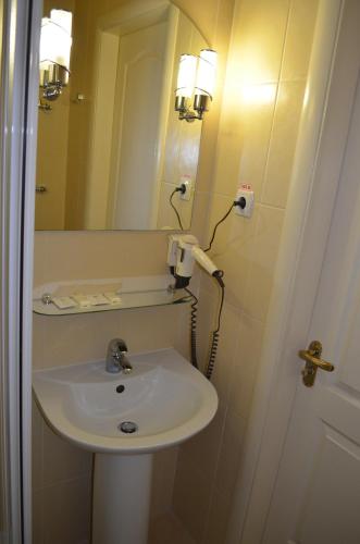 This photo about Transit Hotel shared on HyHotel.com