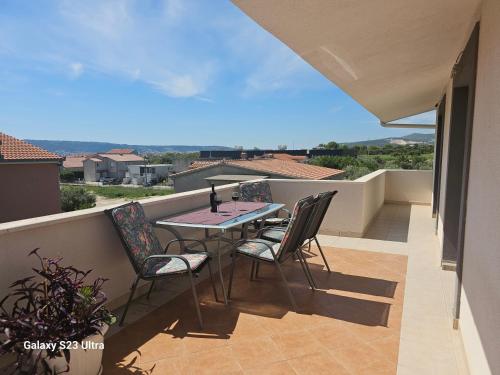 Erkély/terasz, Apartmani Dianna in Kastela Erkély/terasz, Apartmani Dianna in Kastela