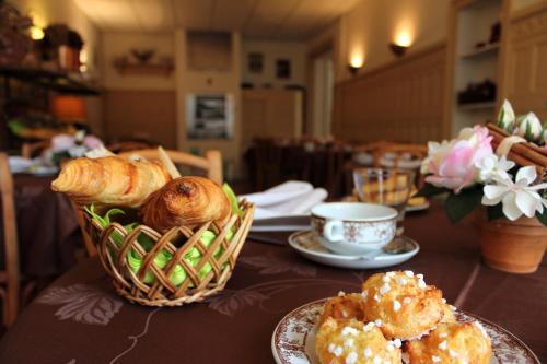 Comida y bebida, Hotel California in Vichy Comida y bebida, Hotel California in Vichy