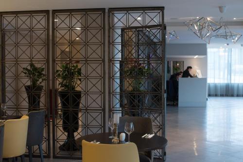 Bar/lounge, St George's Hotel - Wembley in Wembley Bar/lounge, St George's Hotel - Wembley in Wembley