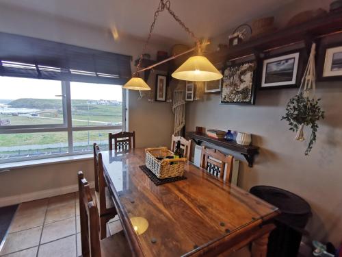 Seashell Cove Bundoran Luxurious Sea View Free Wifi Netflix Sleeps 5 in Бундоран Seashell Cove Bundoran Luxurious Sea View Free Wifi Netflix Sleeps 5 in Бундоран