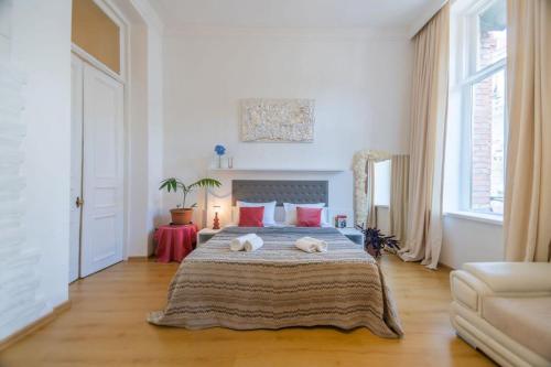 1BR Apt In Old Batumi