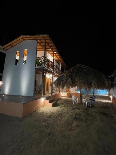 Cabana El Cangrejo Azul - Blue Crab House in San Onofre Cabana El Cangrejo Azul - Blue Crab House in San Onofre