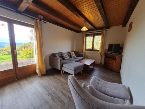 Gîte confortable à Basse-sur-le-Rupt - 3 chambres, terrasse, proche La Bresse - FR-1-589-42 (Gite confortable a Basse-sur-le-Rupt - 3 chambres, terrasse, proche La Bresse - FR-1-589-42) in Basse Sur Le Rupt Gîte confortable à Basse-sur-le-Rupt - 3 chambres, terrasse, proche La Bresse - FR-1-589-42 (Gite confortable a Basse-sur-le-Rupt - 3 chambres, terrasse, proche La Bresse - FR-1-589-42) in Basse Sur Le Rupt