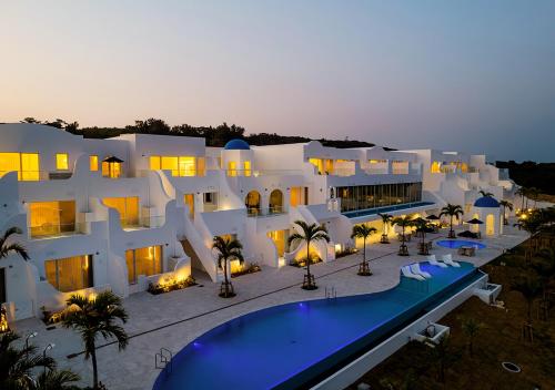 Exterior view, SANTORINI HOTEL&VILLAS MIYAKOJIMA in Irabu island Exterior view, SANTORINI HOTEL&VILLAS MIYAKOJIMA in Irabu island