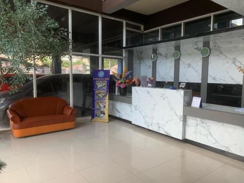 Vestíbul, Hotel Kembang Joyo in Palu Vestíbul, Hotel Kembang Joyo in Palu
