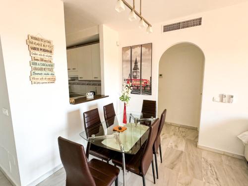 Létesítmények, Casa Diamante: Sunny 2BR/2BA apartment in Mijas in Riviera Sol Létesítmények, Casa Diamante: Sunny 2BR/2BA apartment in Mijas in Riviera Sol