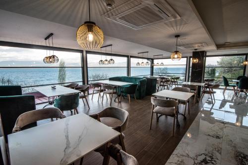 Dishli Hotel & Spa in Struga Dishli Hotel & Spa in Struga