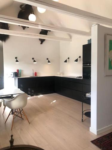 Cozy, quiet guest house perfect for business or pleasure in Hillerød Cozy, quiet guest house perfect for business or pleasure in Hillerød
