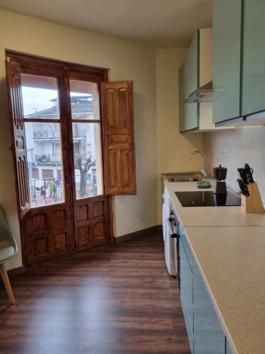 Los Cuatro Caños (Los Cuatro Canos) in Madrigal De La Vera Los Cuatro Caños (Los Cuatro Canos) in Madrigal De La Vera