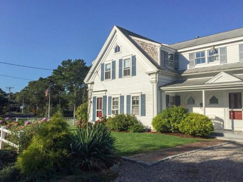 Waterfront Fun Dogs Welcome in 西丹尼斯 (MA) Waterfront Fun Dogs Welcome in 西丹尼斯 (MA)