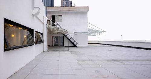 Terrazzo/balcone, Hi Cozy Youth Hostel East Nanjing Road & The Bund in Shanghai Terrazzo/balcone, Hi Cozy Youth Hostel East Nanjing Road & The Bund in Shanghai